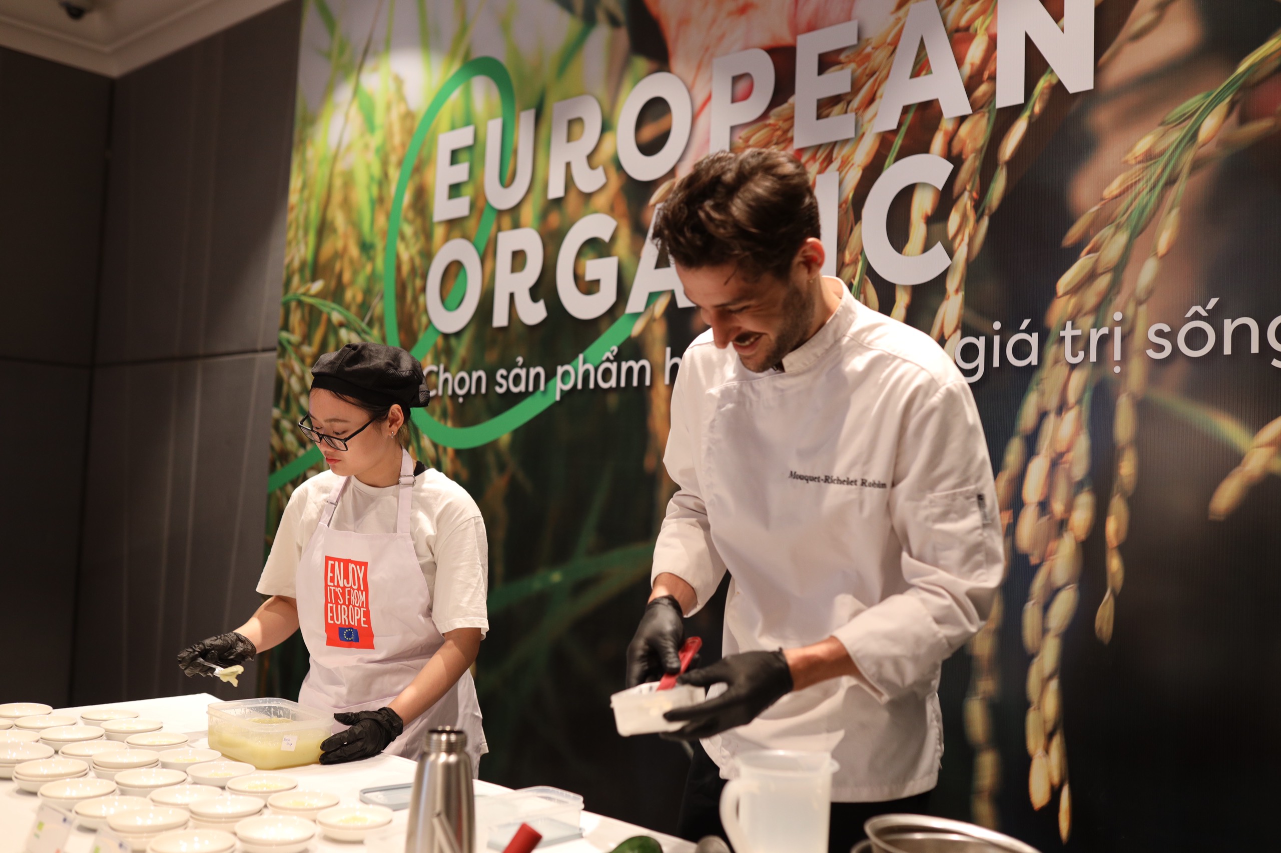 Thưởng thức hương vị hữu cơ châu Âu tại Việt Nam